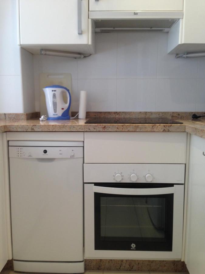 Skol - 1 Bedroom With Sea Views