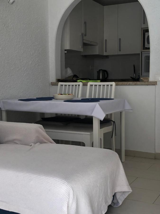 Skol - 1 Bedroom With Sea Views Apartment Marbella